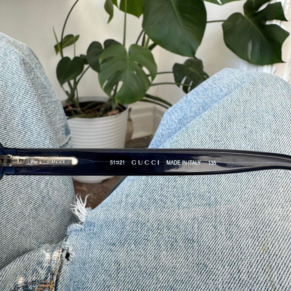 Vintage Gucci Sunglasses - Picture 4 of 8